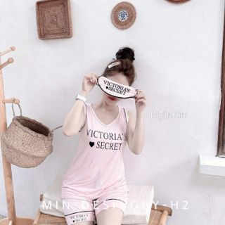 Bộ đồ kèm bịt mắt