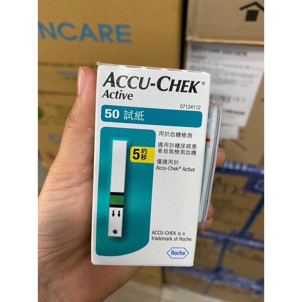 Que thử đường huyết Accu Chek Active hộp 50