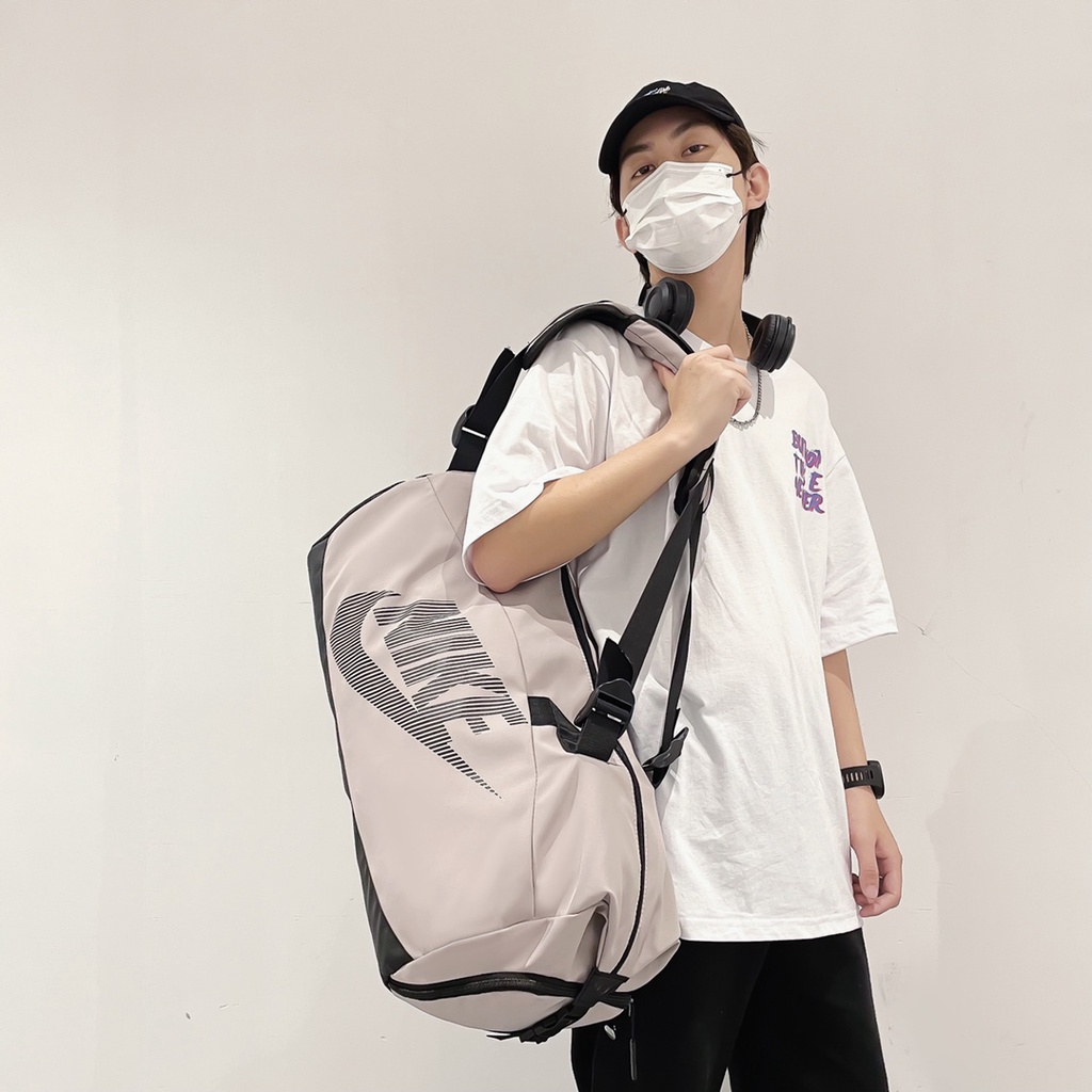 Túi Xách Thể Thao Nike Cỡ Lớn Tiện Dụng Hợp Thời Trang Cho Nam Và Nữ