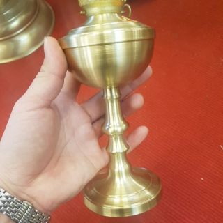 Đèn dầu bằng đồng cỡ trung