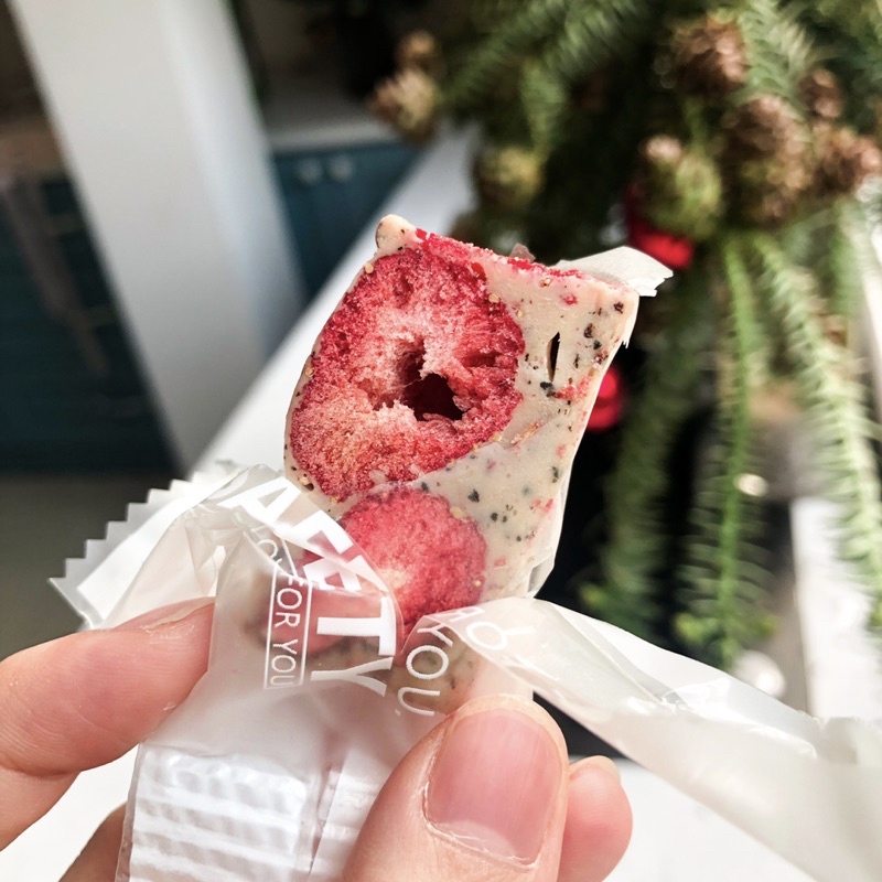 Kẹo Nougat Valrhona vị Phúc Bồn Tử - LeeA.Cake