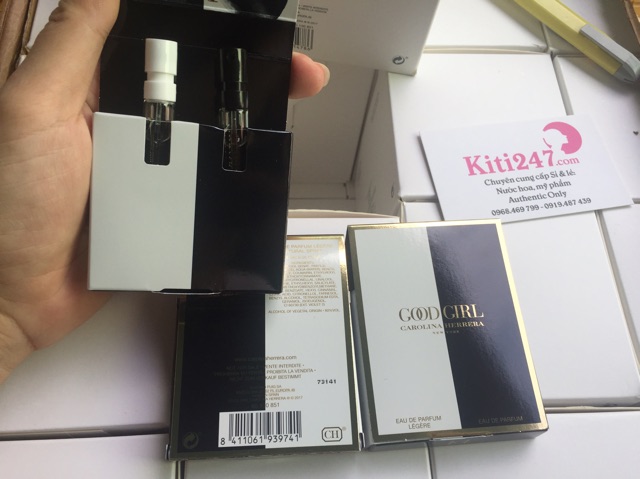 Mẫu thử vial nước hoa Goodgirl | BigBuy360 - bigbuy360.vn