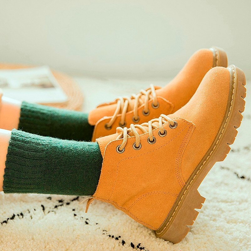 Vớ dài lửng màu trơn cổ tròn bằng cotton dày dặn thích hợp cho mùa đông phong cách ở nhà ngày thường