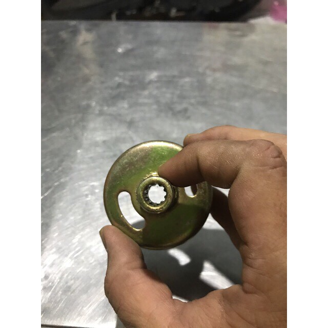 Chuông bố côn/ chén chuông máy cắt cỏ 26mm - 9 khía /28mm- 9 khía.