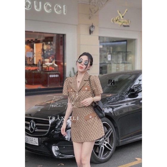 Set áo vest gấm chữ + chân váy chữ A