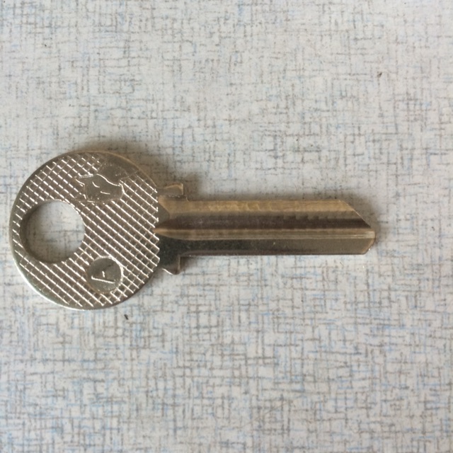 100 phôi chìa khoá việt tiệp loại dày ( rảnh thường dùng )