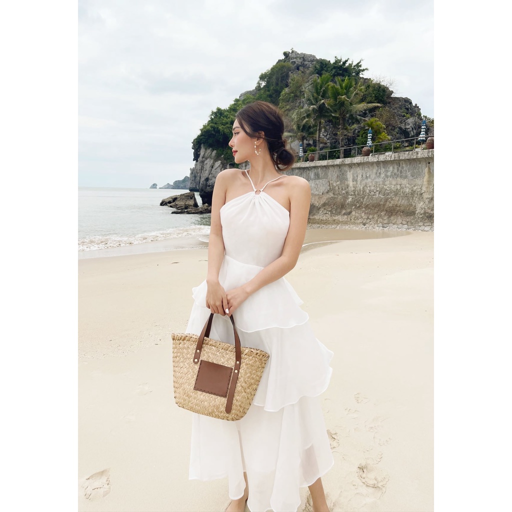 Váy dây cổ yếm khuyên xoè tầng TIINSTORE V0D527