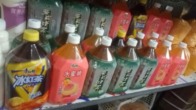 1 chai 900ml-1l nước hoa quả