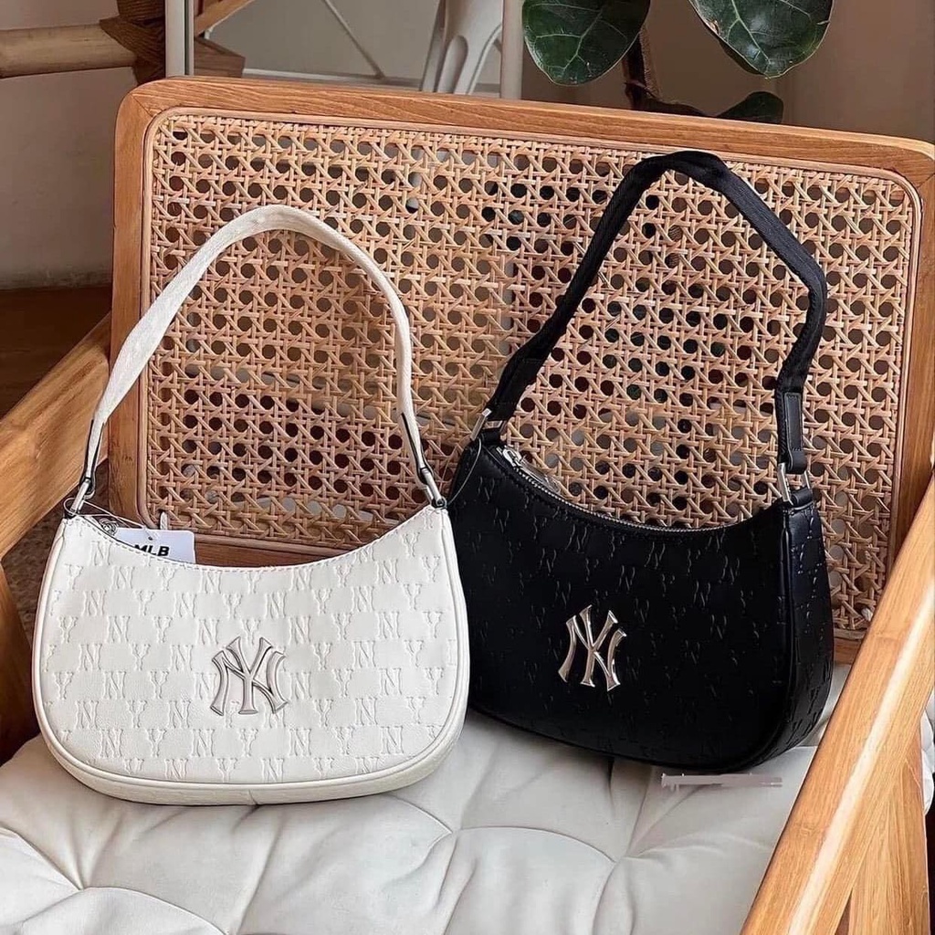 Túi Kẹp Nách Da In Chìm MLB NY Full Tag Code 2 màu đen trắng.