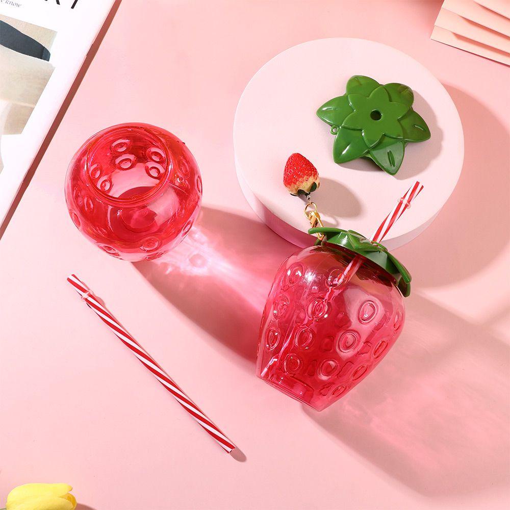 PISTA Bình Nước Nhựa 500ml Kèm Ống Hút Hình Trái Dâu Dễ Thương