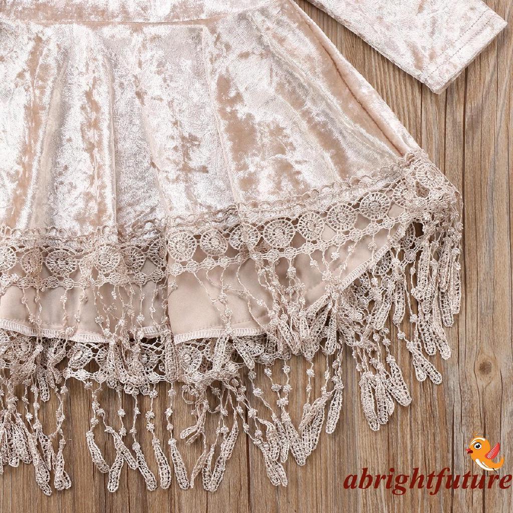 Đầm nhung thắt nơ cho bé gái