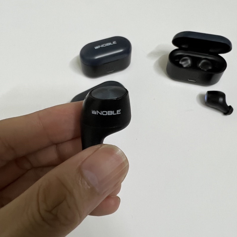 Tai nghe Noble Falcon TWS 1 - 2 - Hàng đã qua sử dụng