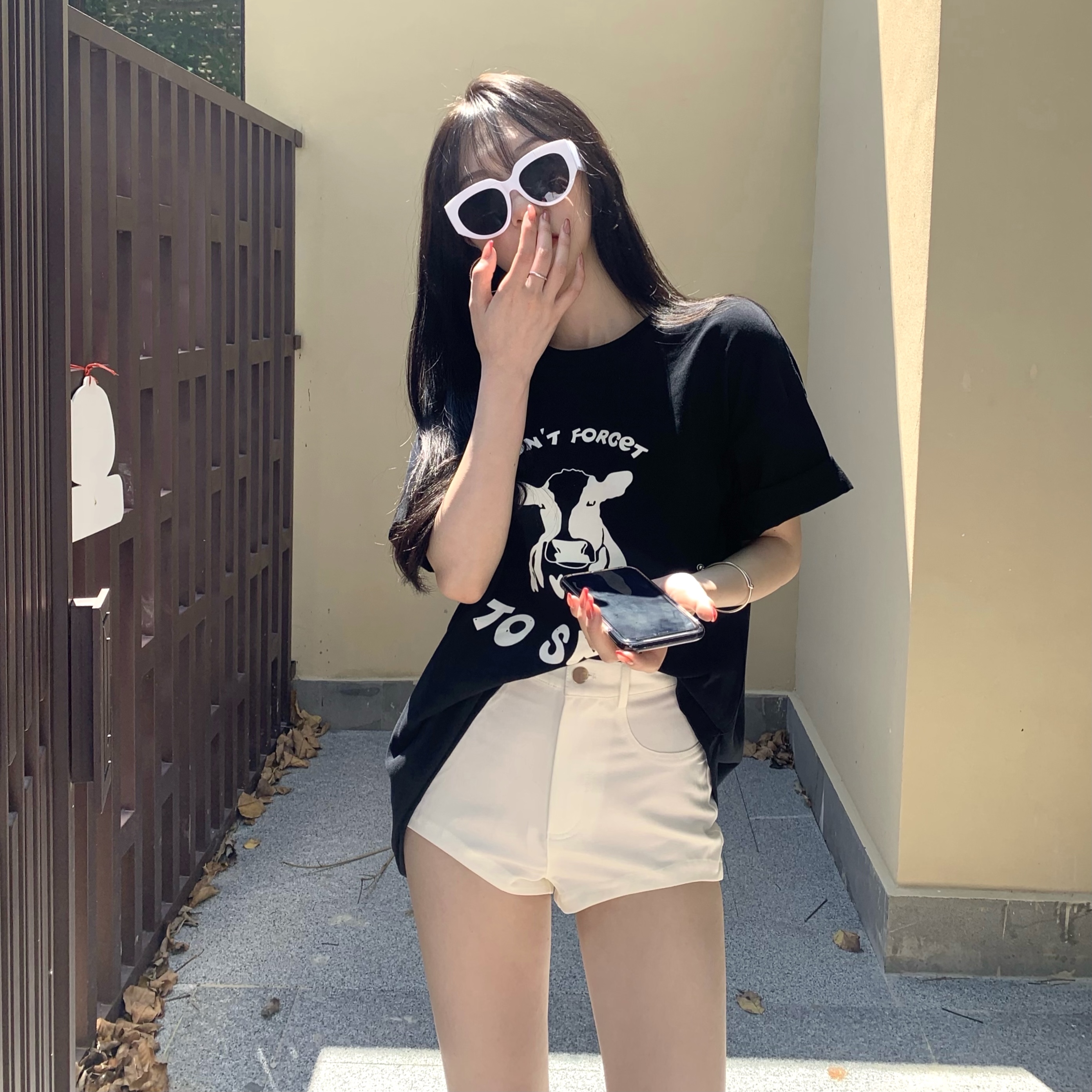 Quần Short Nữ Lưng Cao Dáng Ôm Gợi Cảm Thời Trang Hàn Quốc | BigBuy360 - bigbuy360.vn