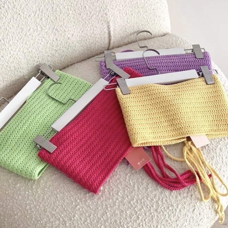 Áo len handmade thắt chéo lưng Bee Top