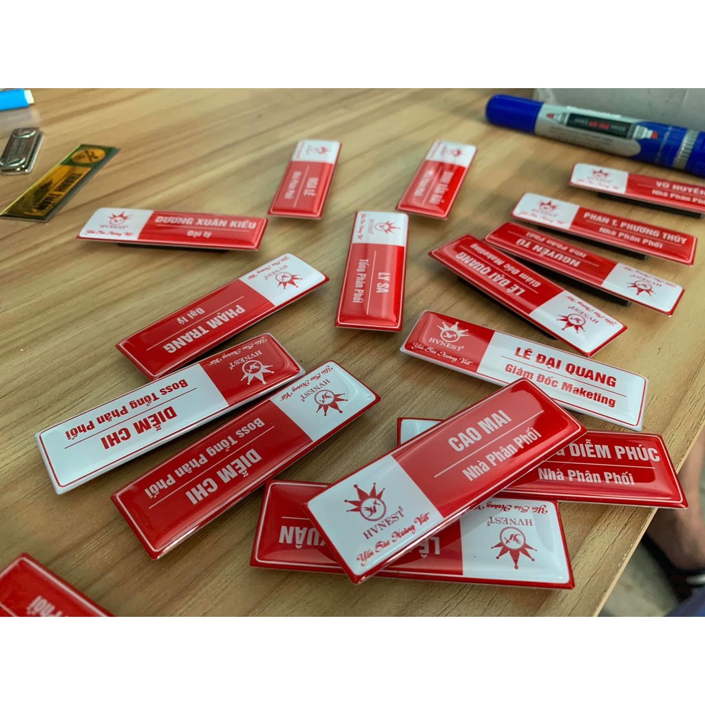 Bảng Tên Nhân Viên - nhôm in tên