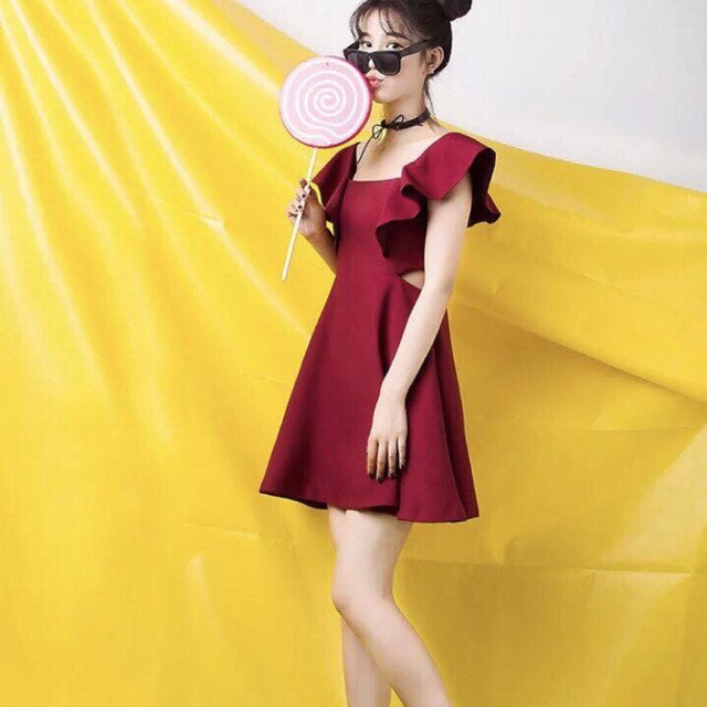 Đầm tay cánh tiên