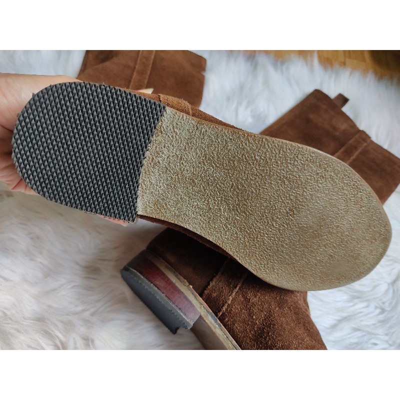 Bốt dài da lộn size 39