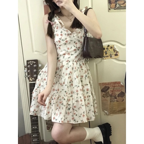 Váy hai dây hoa nhí tiểu thư vintage buộc nơ