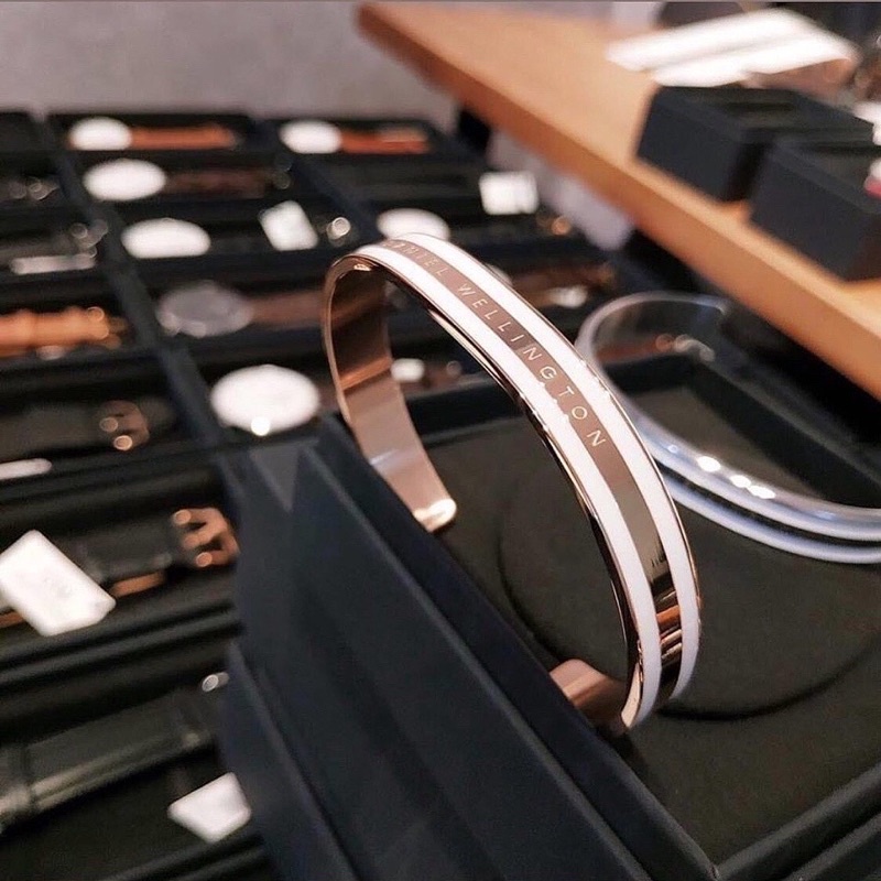 [HÀNG CHUẨN 1:1] Vòng tay Cuff DW Ver 2 Khắc Tên - Tặng kèm khắc icon miễn phí