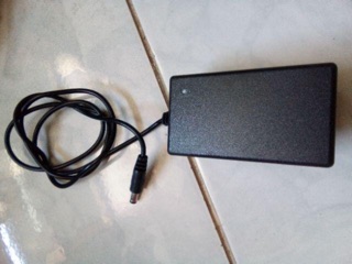 TNS.. Sạc 12,6v 2Ampe. Sạc  3s. Loại xịn