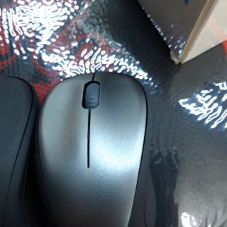 CHUỘT KHÔNG DÂY LOGITECH M235