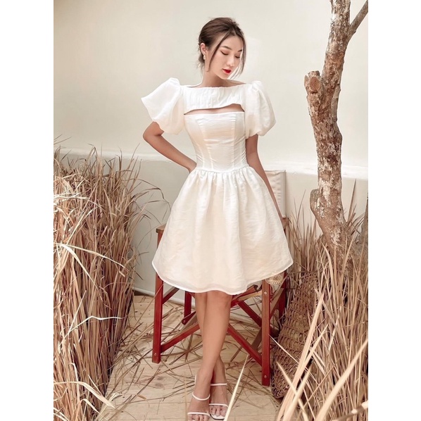 Đầm nữ trắng tay phồng khoét ngực tùng xèo cực dễ thương moon dress