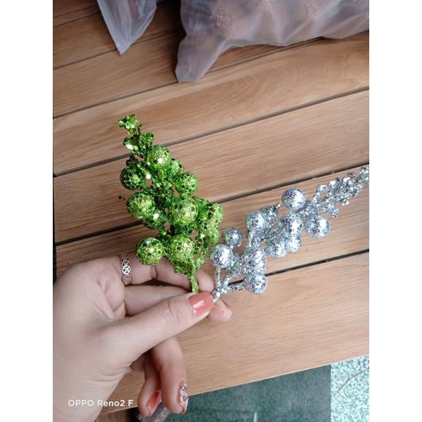 Chùm sung trang trí cháp bánh kẹo đồ lễ tết