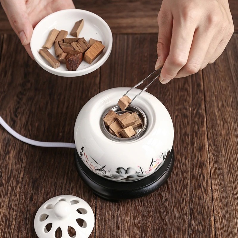 Lư Xông Đốt Trầm Hương, Tinh Dầu - Lư Gốm Sứ Xông Trầm Hương Bằng Điện Có Hẹn Giờ