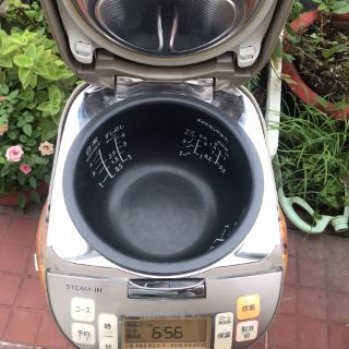 Nồi cơm điện nhật panasonic van dài cao tần IH