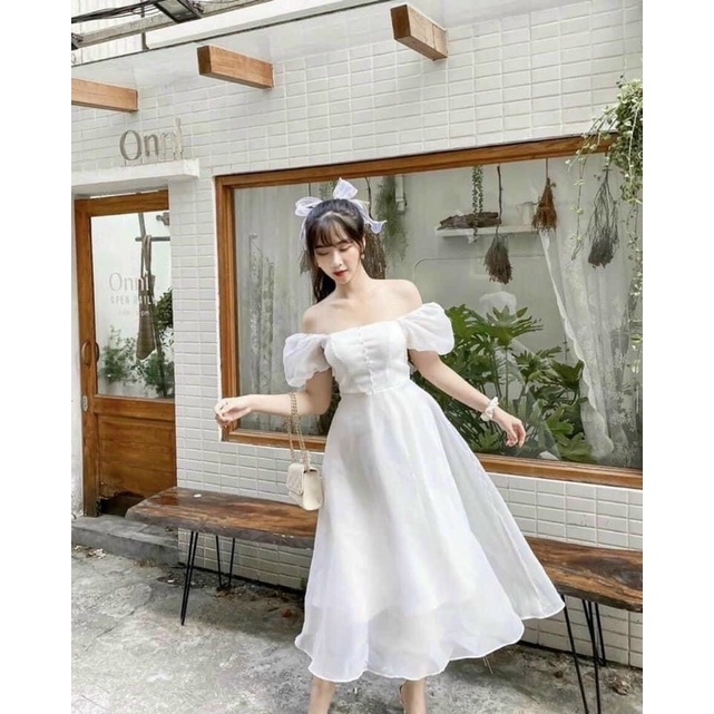 ĐẦM HOA NHÍ ĐÍNH NÚT