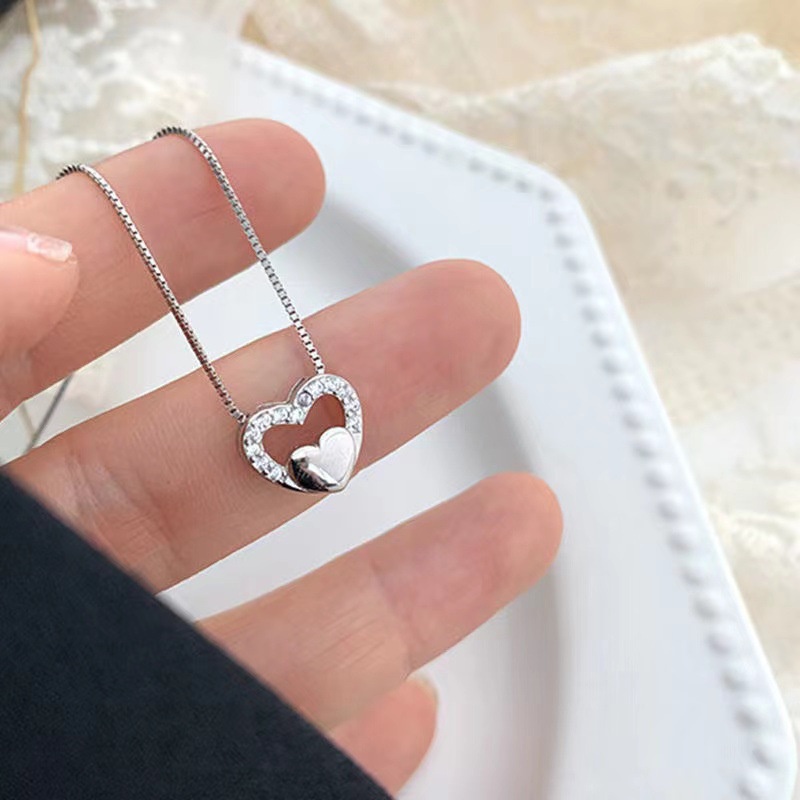 Vòng cổ Hình Trái Tim Đính Đá Sang Trọng Cho Nữ