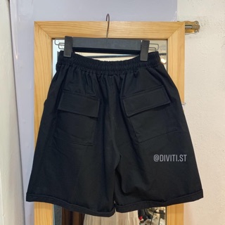 Quần short kaki basic