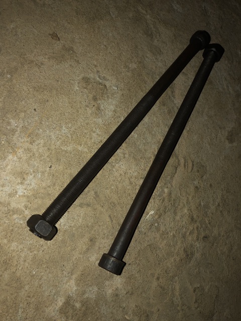 Sản phẩm gia đình làm: BLXT Phi 12 dài 15cm đen rin