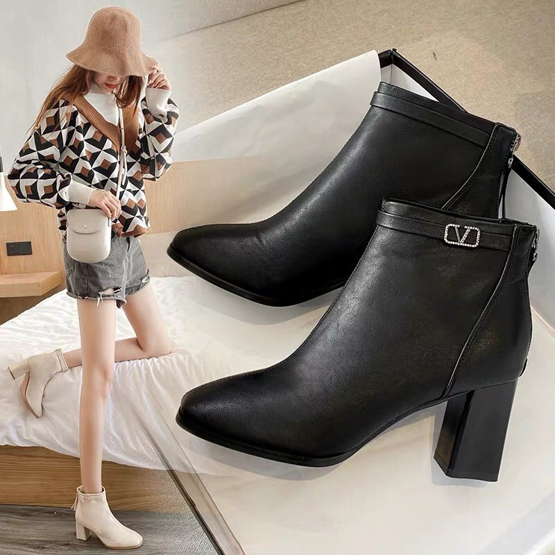 Giày Boot Nữ, Giày Boot Cổ Thấp Gót Cao 5 Cm Siêu Đẹp Da Mềm Hai Màu Đen - Kem Trắng Hàng Cao Cấp Minhtushoes Shop | BigBuy360 - bigbuy360.vn