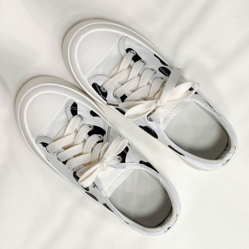 Giày thể thao nữ Ulzzang bò sữa đế bánh mì bata đen trắng độn đế vải canvas vintage conver cute