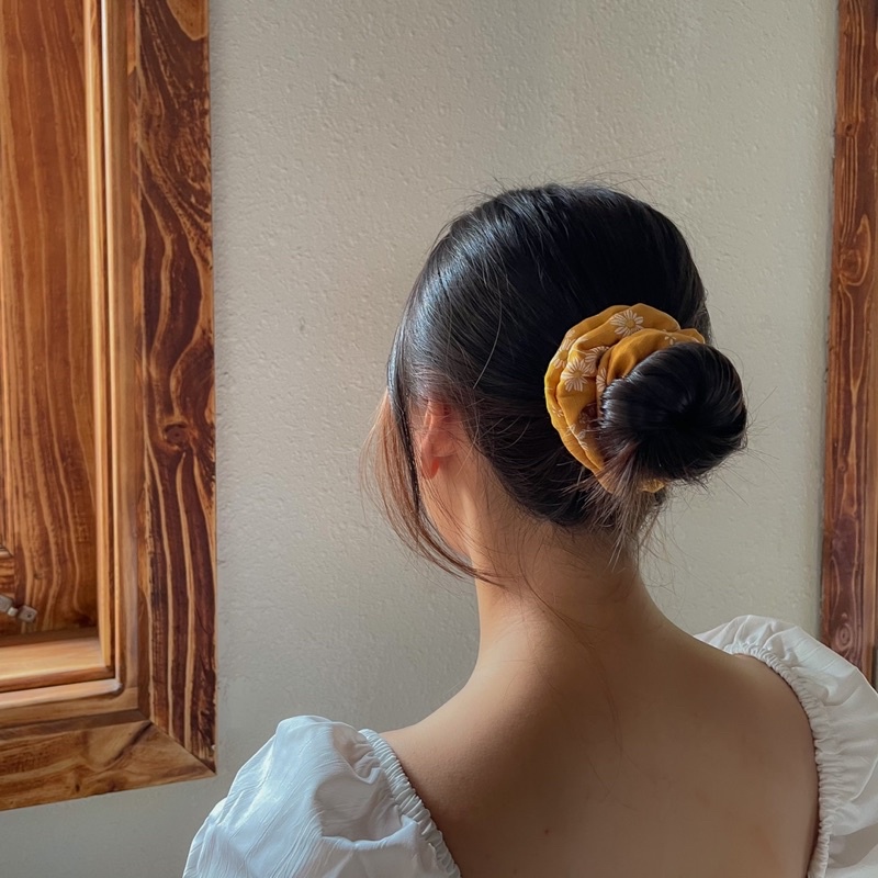 Đồ buộc tóc scrunchies hoa cúc nhiều màu sắc
