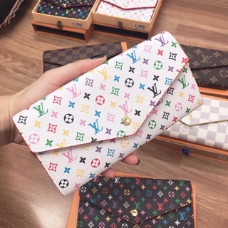 Ví Lv cúc nắp gập Fullbox