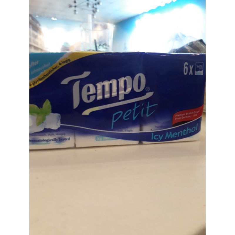 Khăn giấy Tempo Petit Icy Menthol  chanh sả, bạc hà, gỗ táo