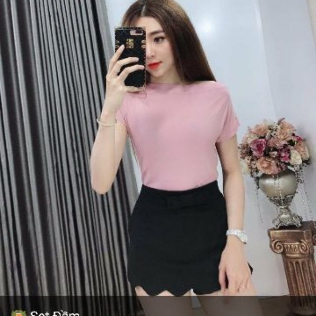 Váy xòe phối ren