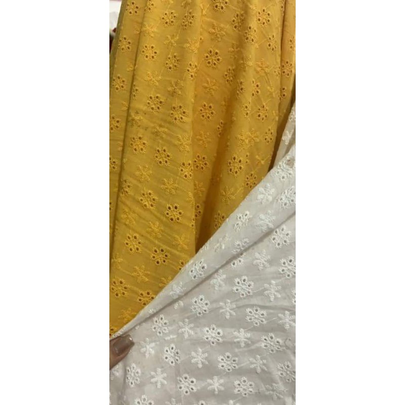 Vải thô boi thêu hoa