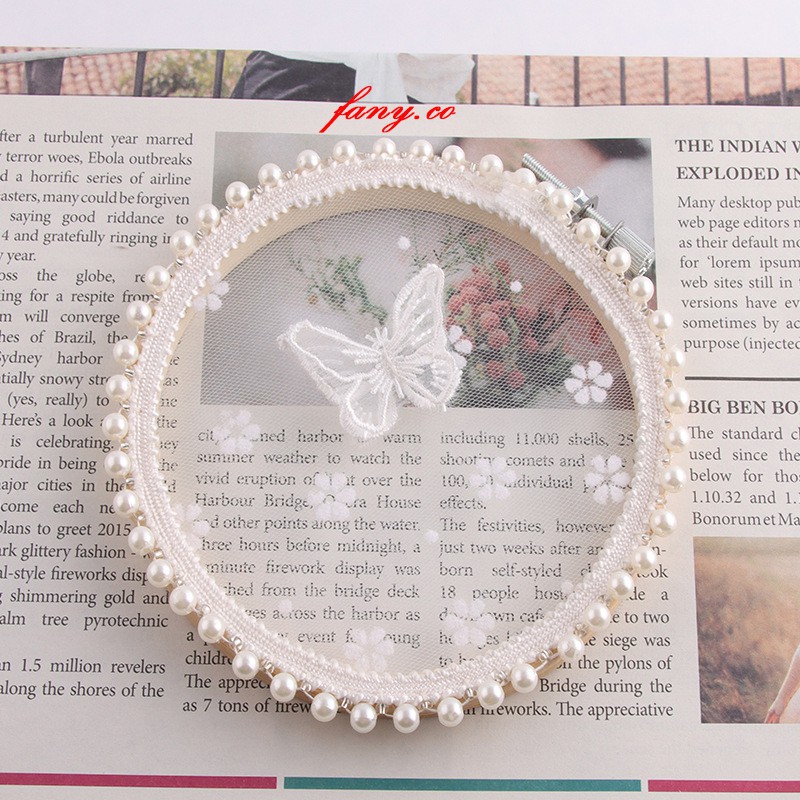☆Kẹp tóc hình bướm trắng ren thêu thủ công ☆