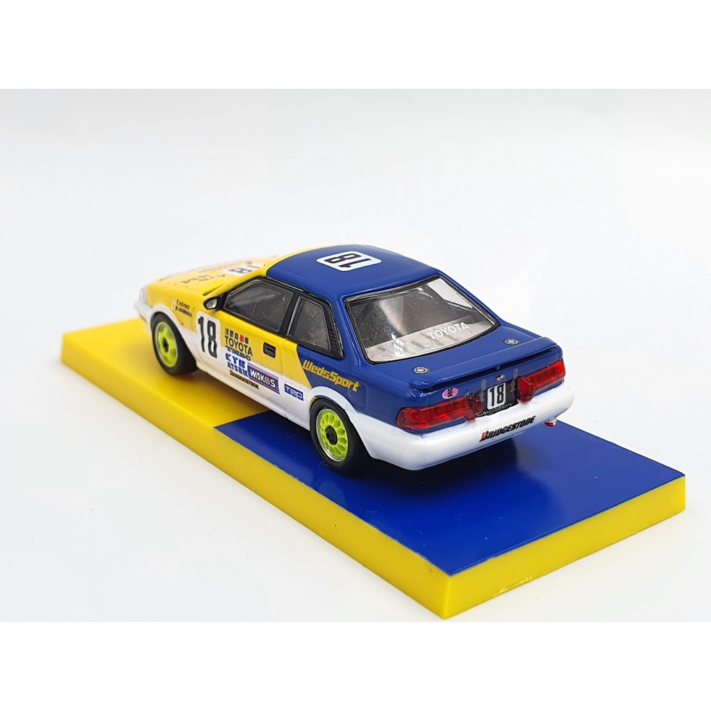 Xe Mô Hình Toyota Corolla Levin AE92 JTC 1993 1:64 Tarmac Works (Vàng Xanh)