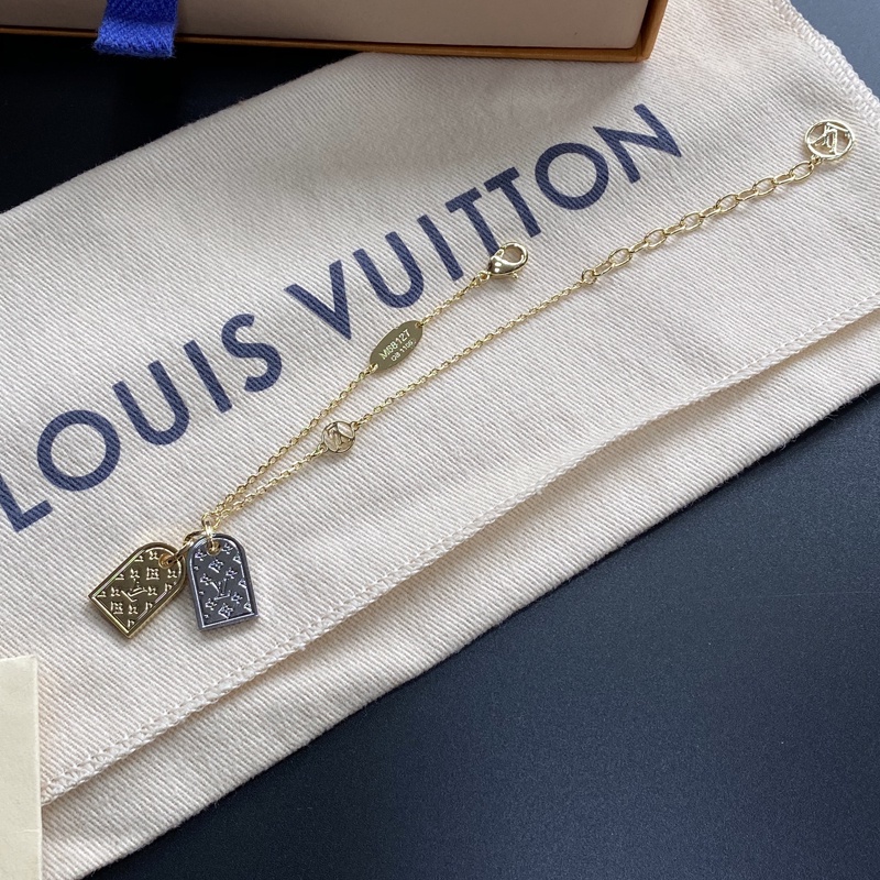 Vòng tay Louis Vuitton bằng thép titan thiết kế đơn giản thời trang Hàn Quốc cho nữ