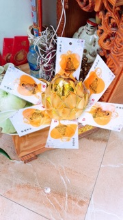 Lá Bồ Đề dát vàng