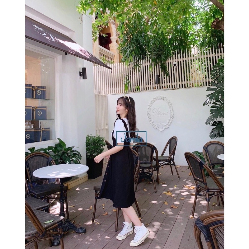 Sét váy yếm kèm áo màu đen ❤️