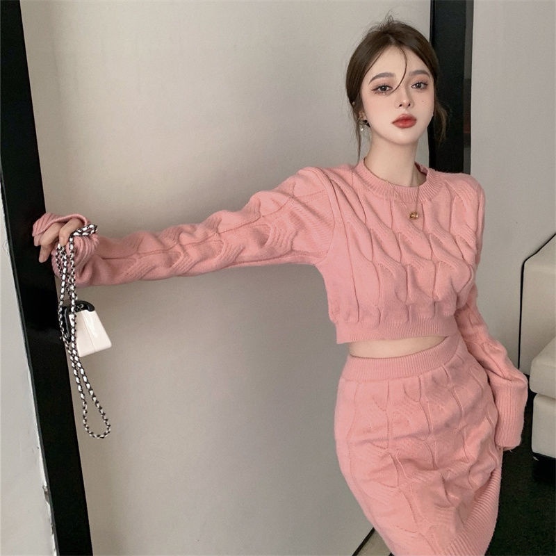 Bộ áo len chui đầu phối chân váy thời trang thu đông 2021 cho nữ