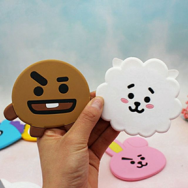 Gương soi mặt BT21 (có ảnh tự chụp)