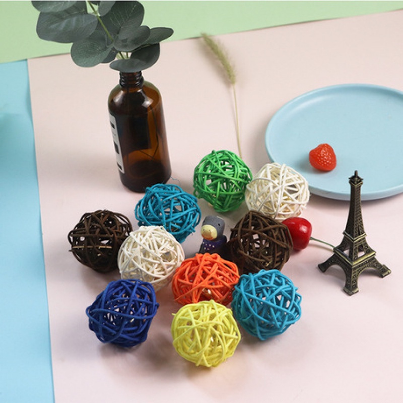 Đồ chơi tương tác thiết kế có chuông nhiều màu sắc vui nhộn dành cho mèo