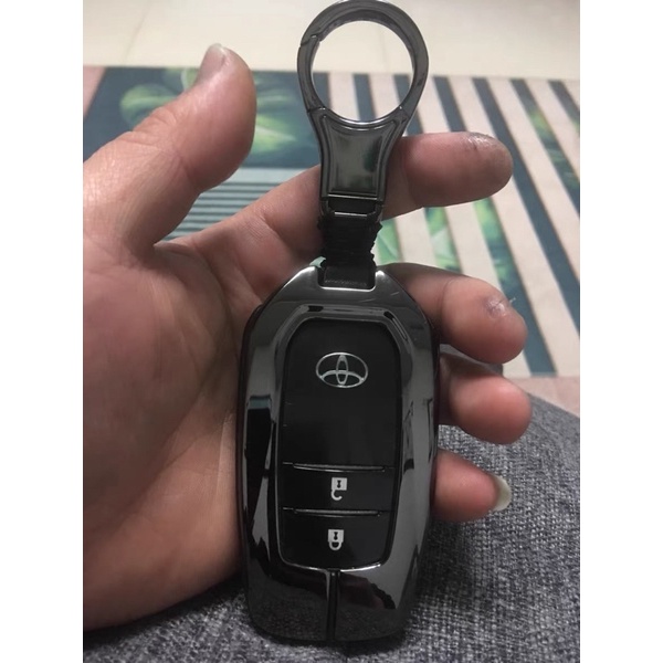 ỐP KHOÁ TOYOTA FORTUNER - CAMRY < 2018