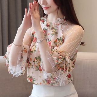 Áo kiểu chất chiffon trễ vai phối ren hoa xinh xắn thời trang